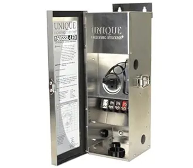 Unique Lighting 150W Outdoor LED Transformer
